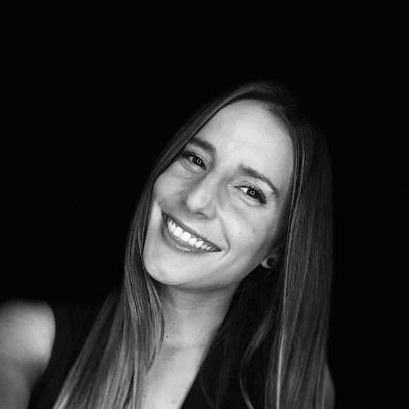 Meet your Posher, Samantha - Picture 1 of 1